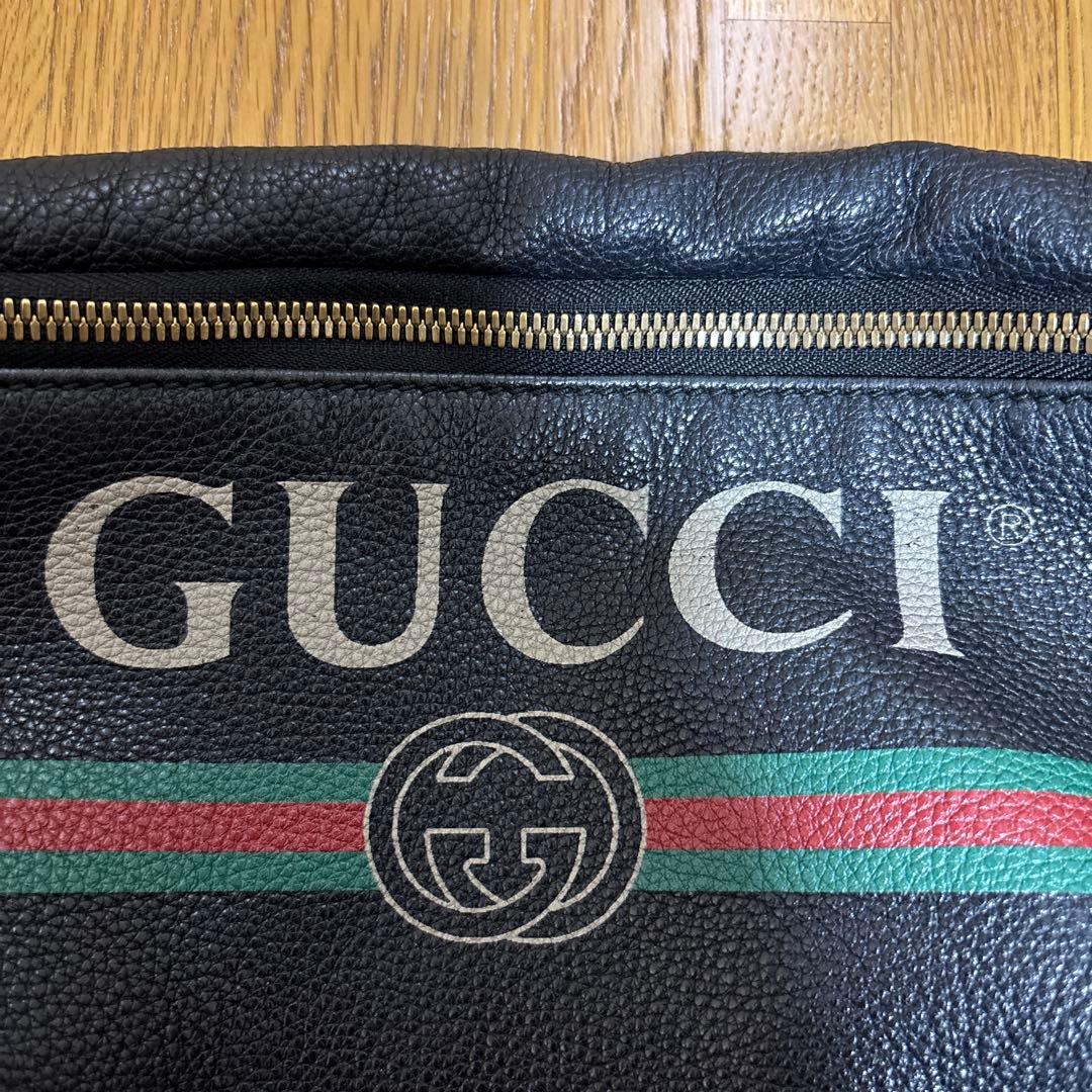 GUCCI ボディバッグ　グッチ　ヴィンテージロゴ