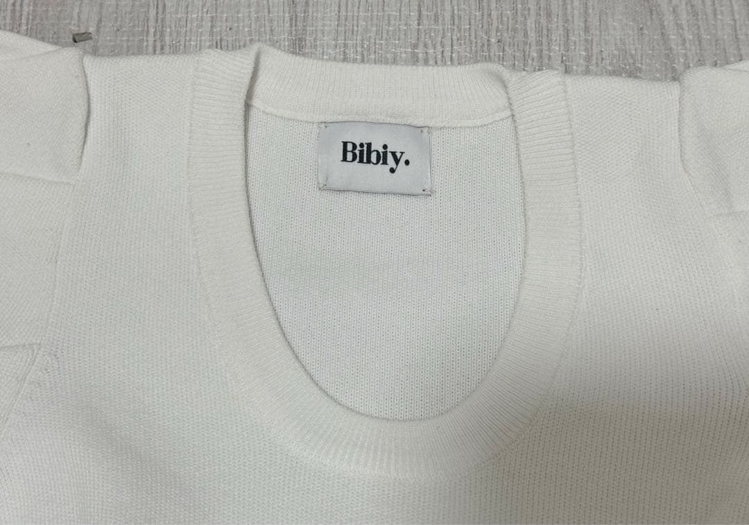 bibiy AMELIE PEPURAMU KNIT ホワイト