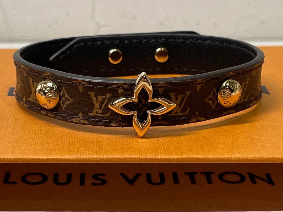 【新品未使用】LOUISVUITTONブラスレ ブルーミング 定価113400円