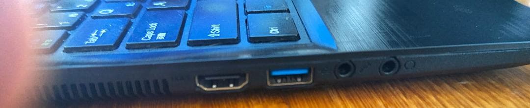 マウスコンピューター　MPro-NB390H2　コンパクトなノートパソコン