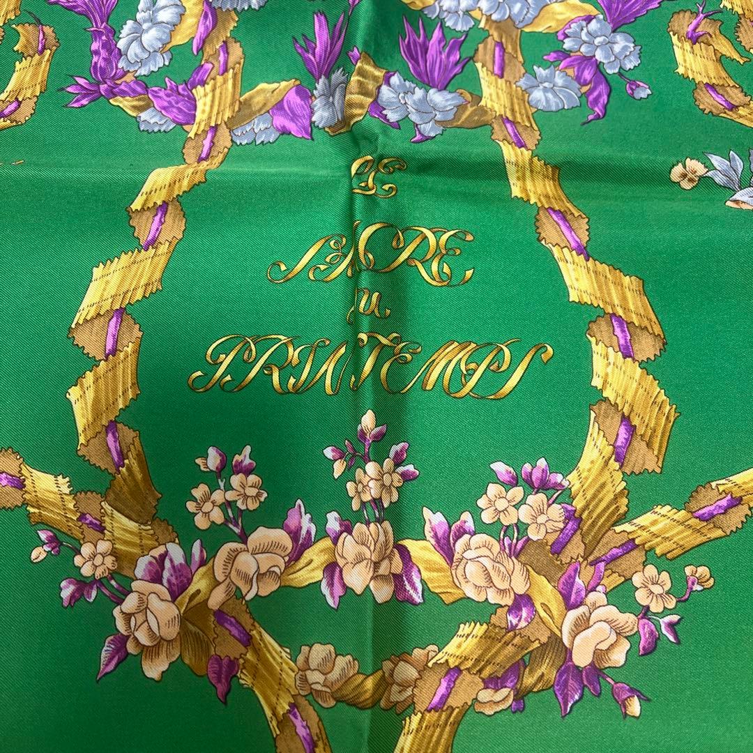 HERMES 緑色 花柄 Le SARE du PRINTEMPS スカーフ