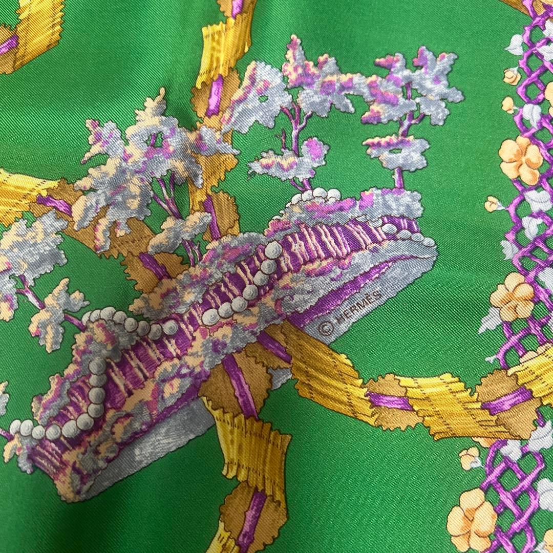 HERMES 緑色 花柄 Le SARE du PRINTEMPS スカーフ