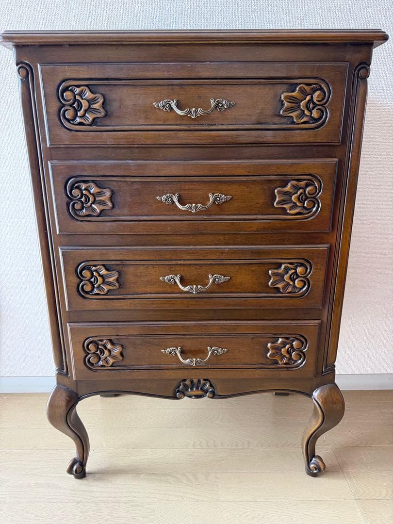 アンティーク調　猫足チェスト