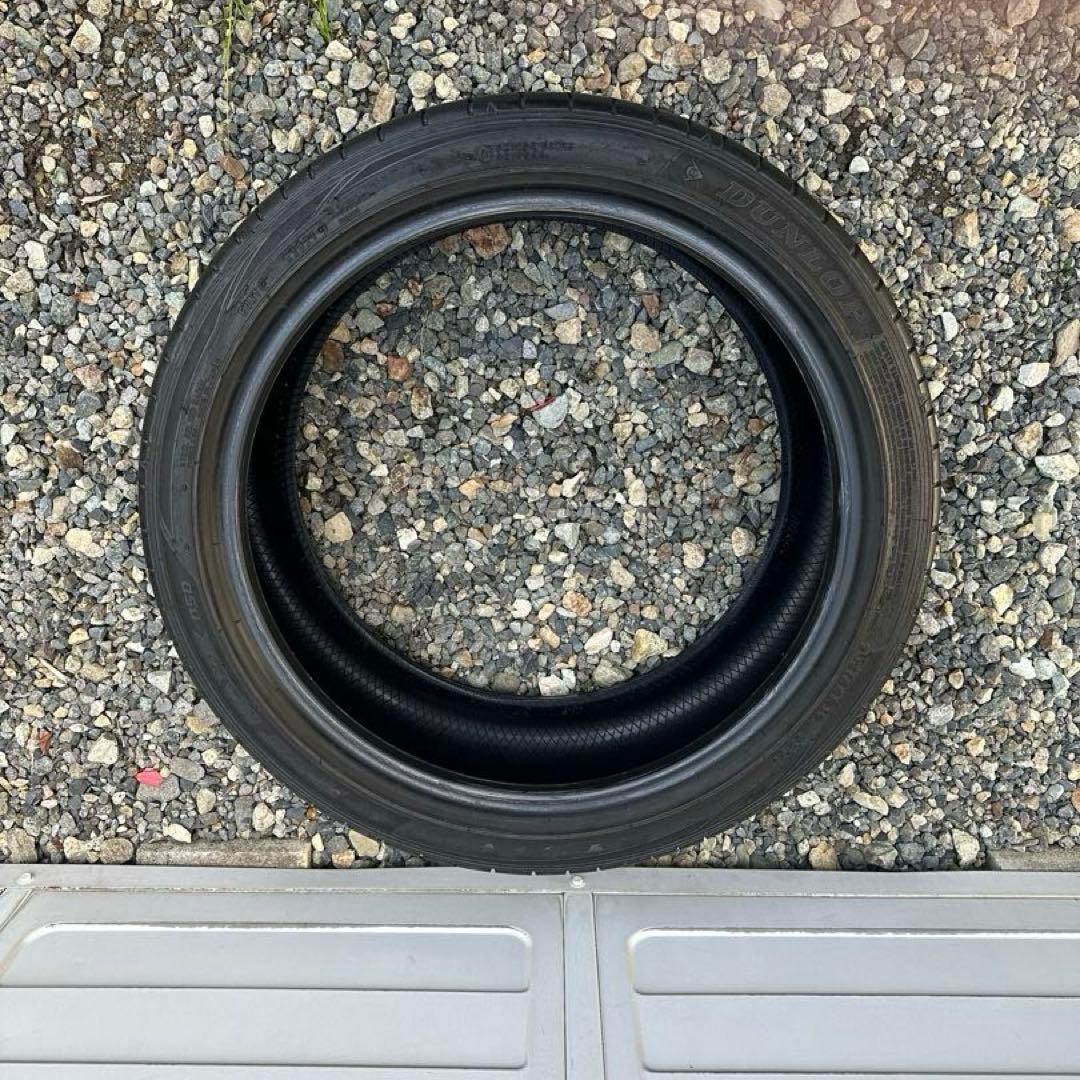 ②ダンロップ 19インチ 235/40 R19サマータイヤ　2本