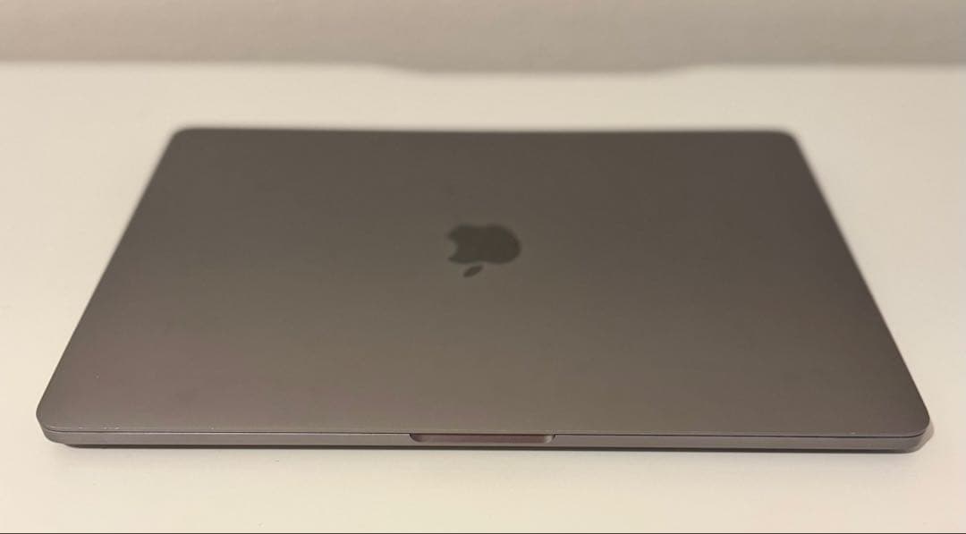 美品 Macbook Pro 2020 13インチ M1 Office付ける