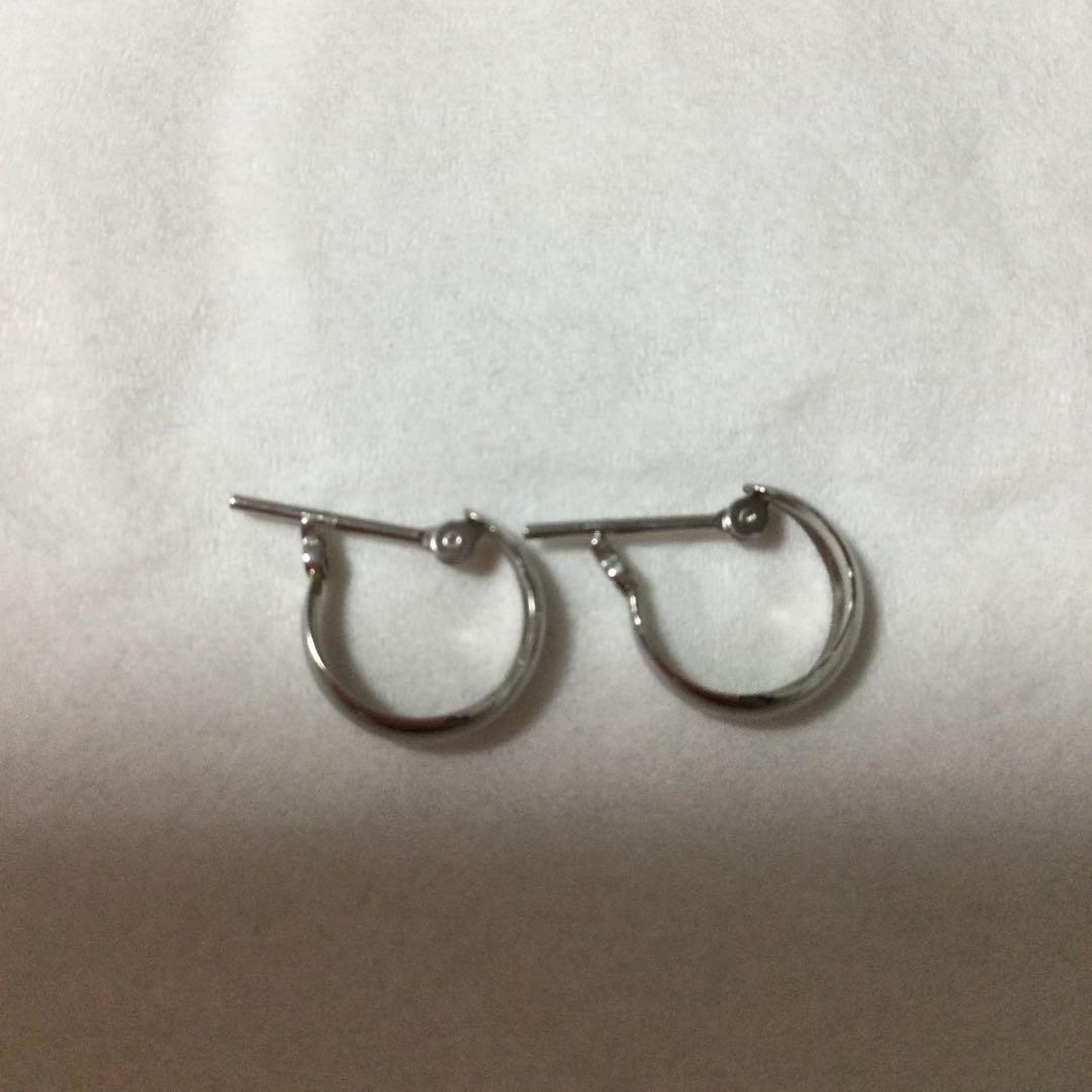 プラチナ　フープ　ピアス　ムーン