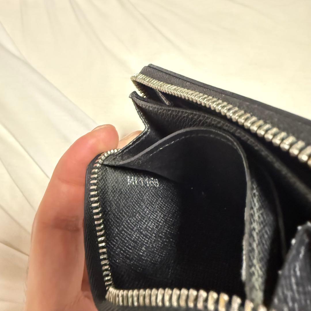 LOUIS VUITTON ルイヴィトン　ジッピーパース　タイガ　財布