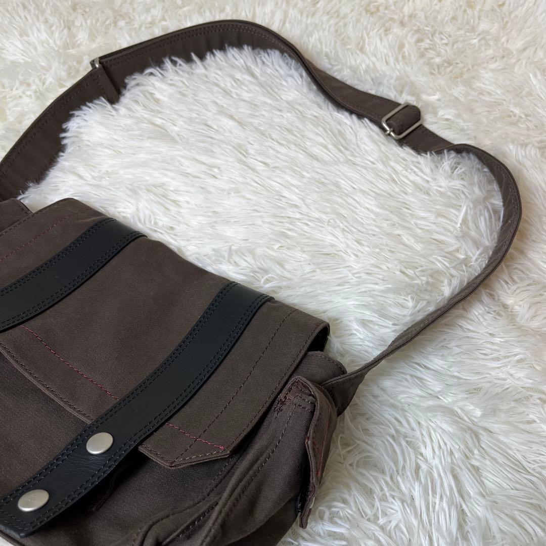 美品 Paul Smith ショルダーバッグ メッセンジャーバッグ キャンバス
