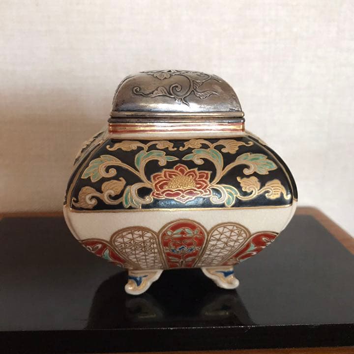 香炉