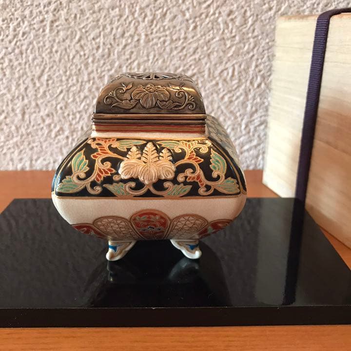 香炉