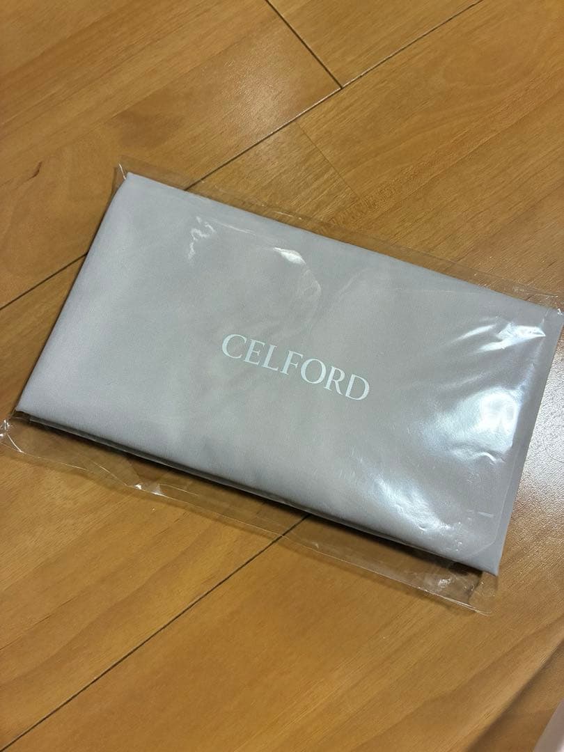 黒 新品未使用 チェーンショルダーフリルサック セルフォード CELFORD