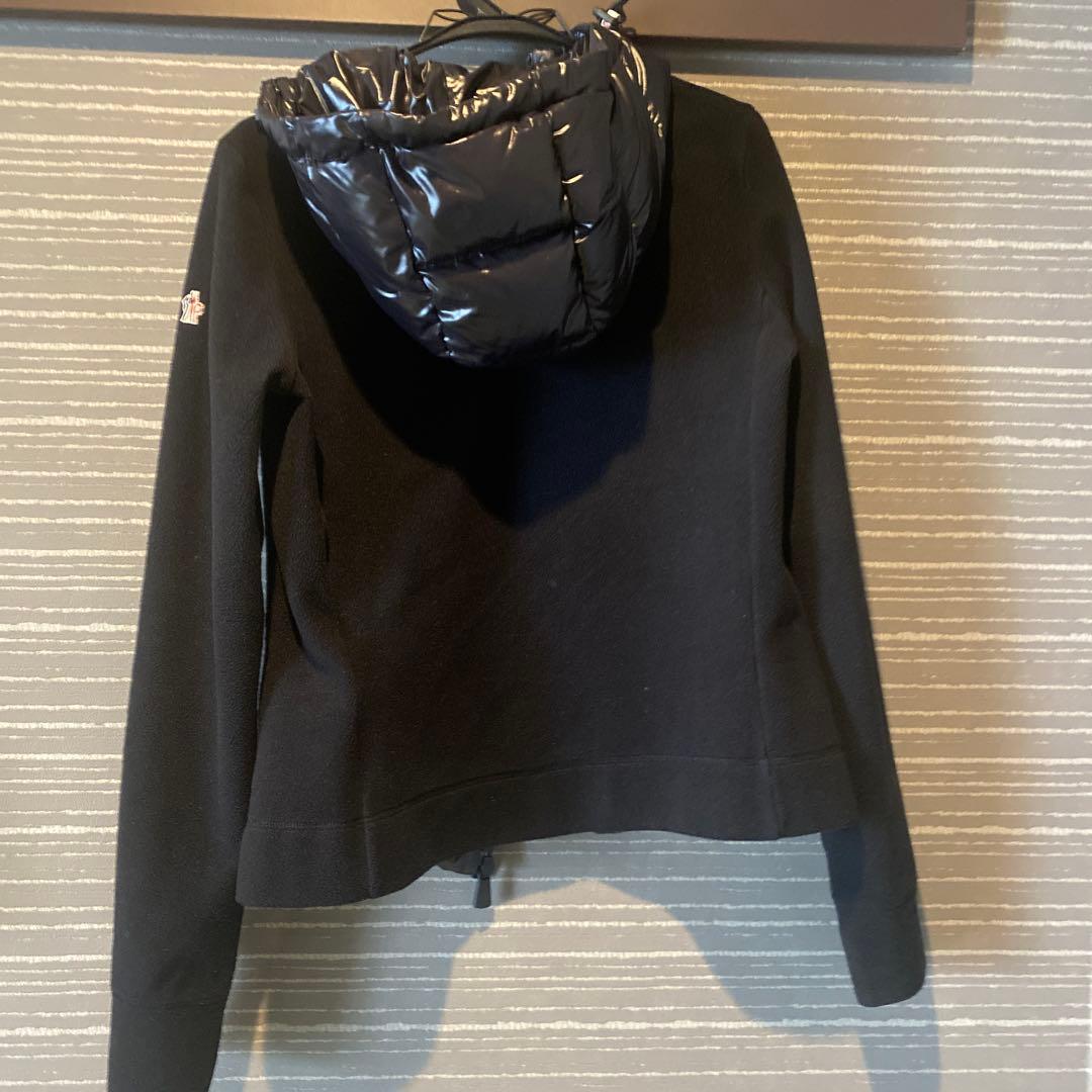 美品！！モンクレールダウンジャケット