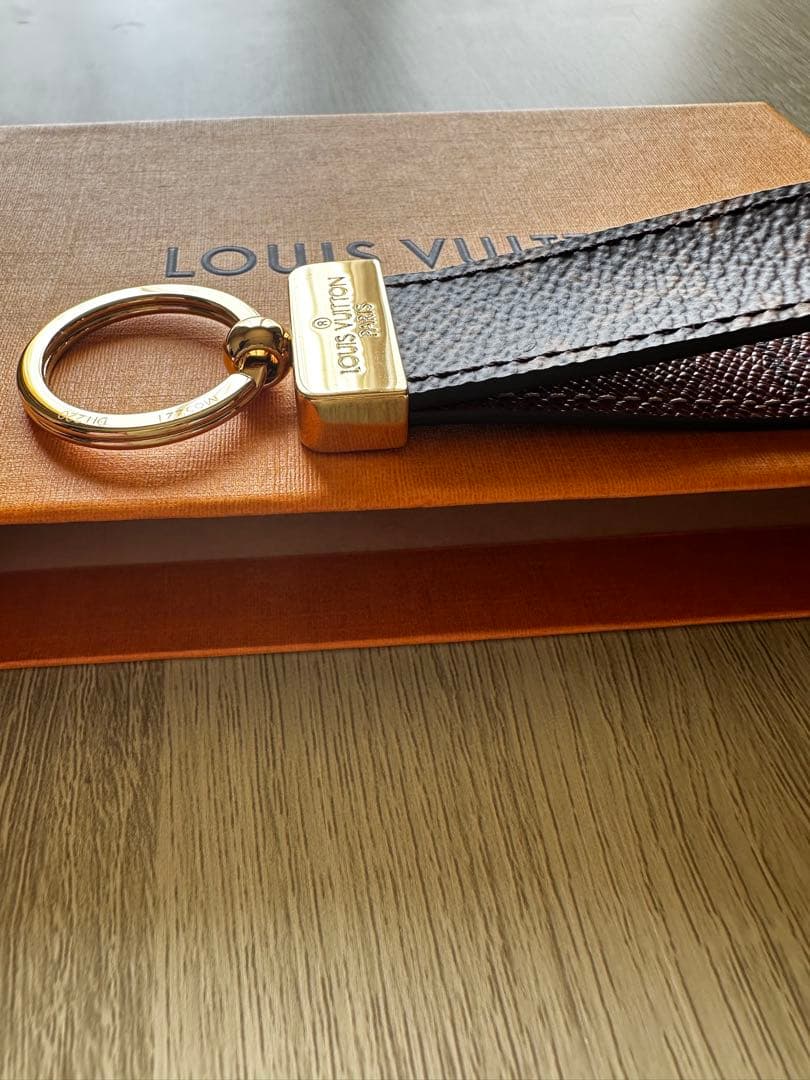 LOUIS VUITTON キーホルダー　キーリング