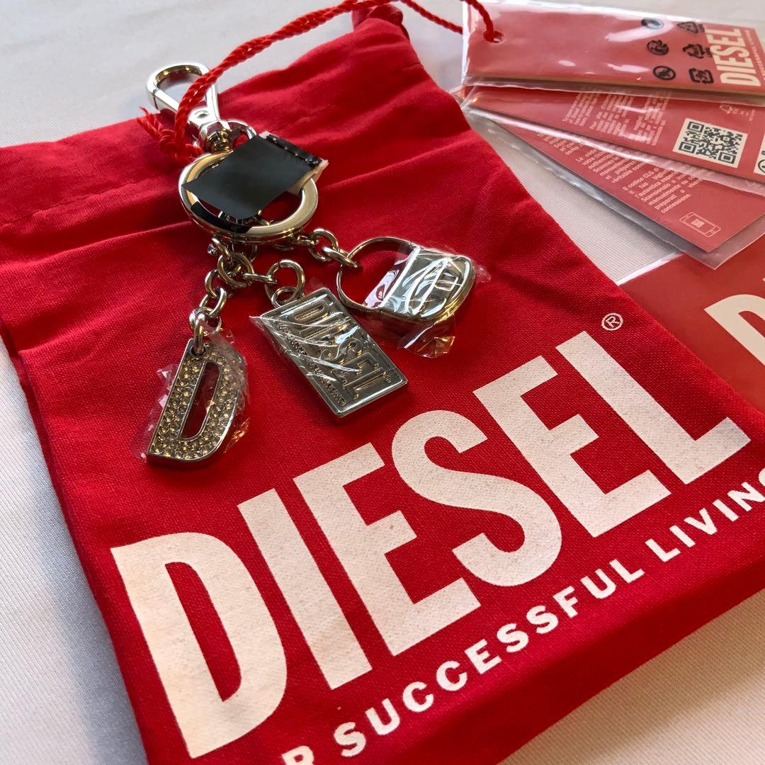 DIESEL　メタル キーリング　シルバートーン　X10209　純正保存袋付き