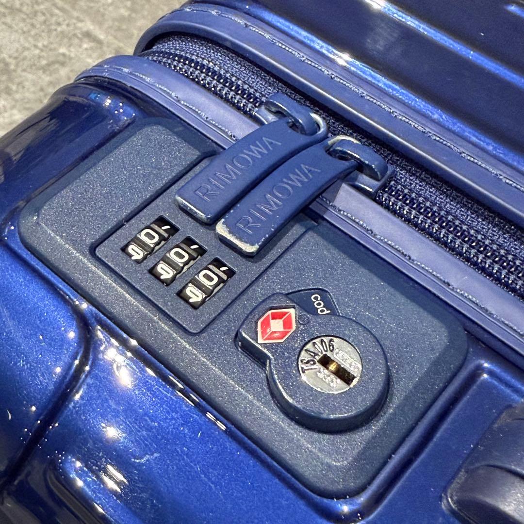 RIMOWA エッセンシャル キャビン S 中古