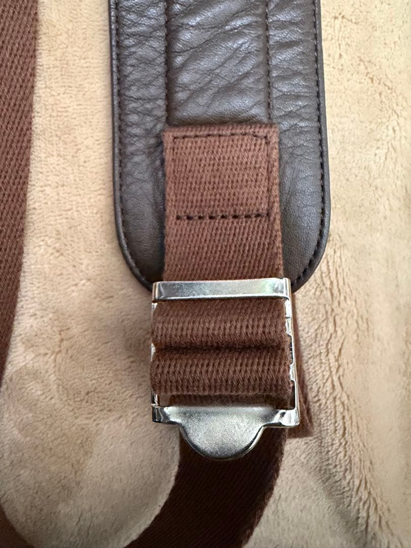 【ch!iii】 LEATHERバックパック　ブラウン