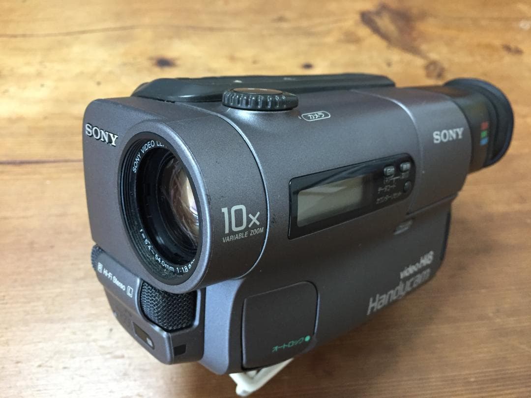 美品　撮影再生ダビングOK　SONY　CCD-TR3　付属品あり　Hi8