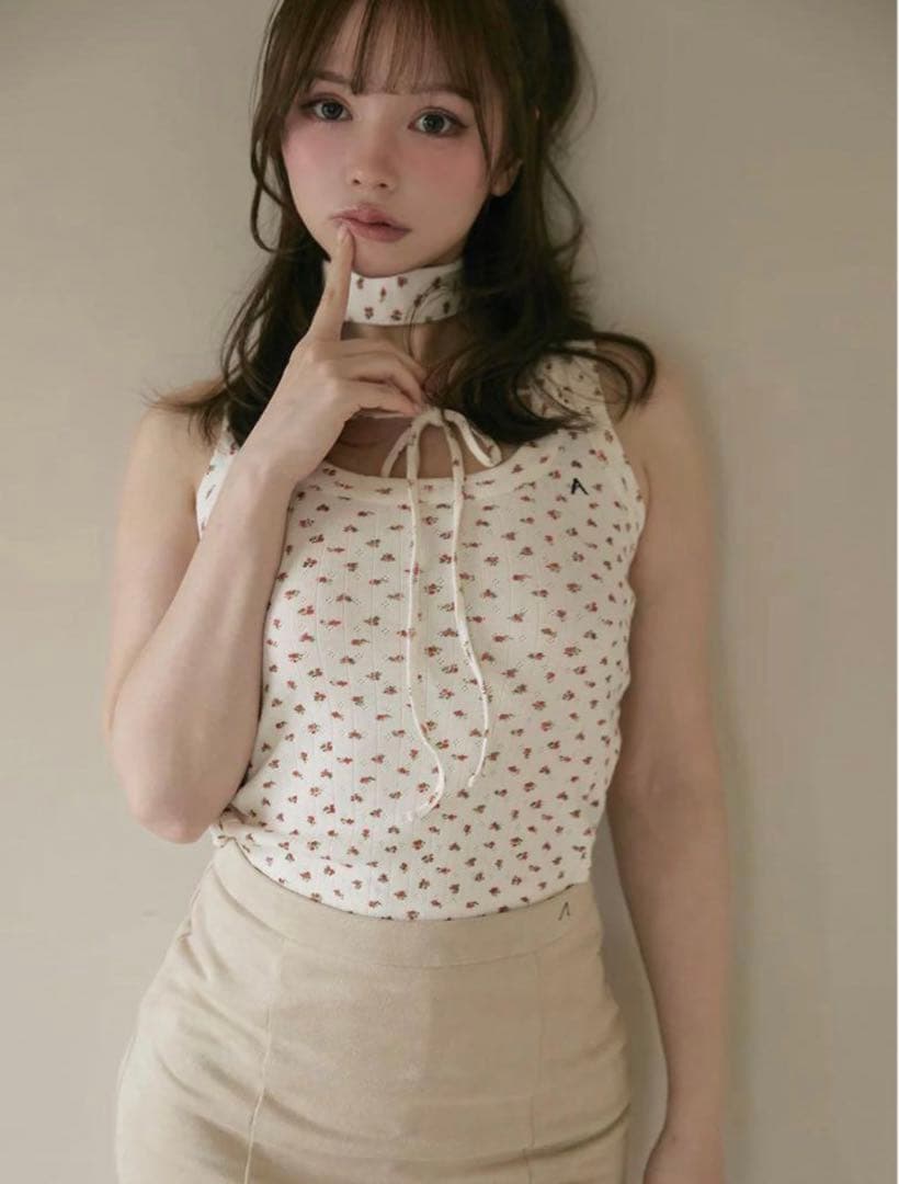 も*も様 Flower ribbon tops Red