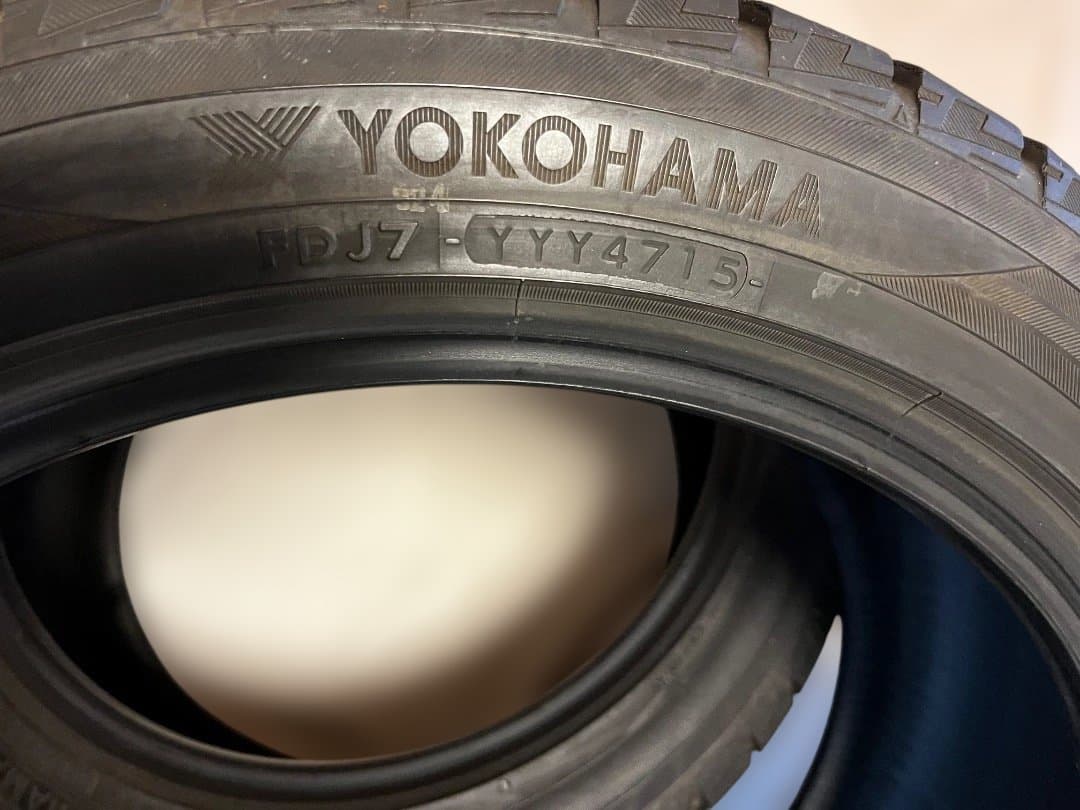 ヨコハマスタッドレス　225/45R18 2015年製2本セット！