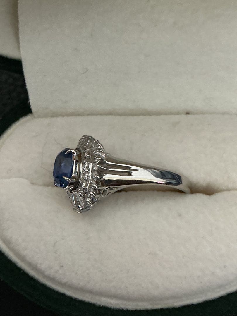 703本物保証PT900 サファイア1.18ct ダイヤ0.35ctリング