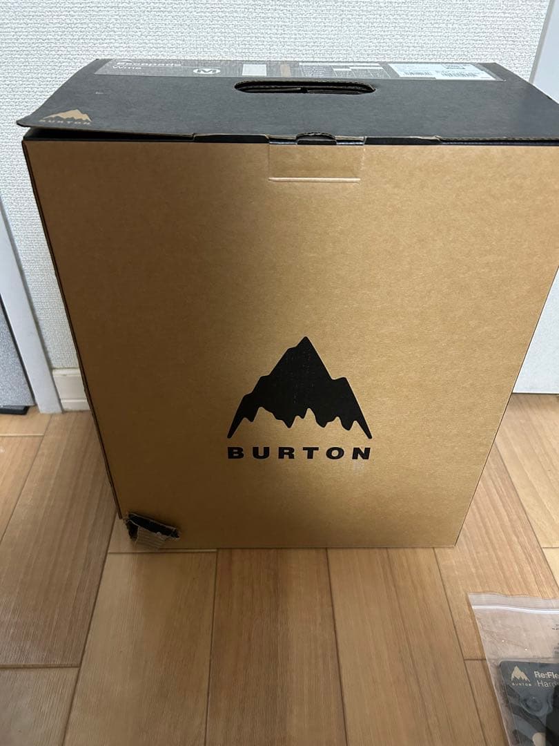 ウィメンズ Burton エスカペイド　Re:Flex バインディング　M