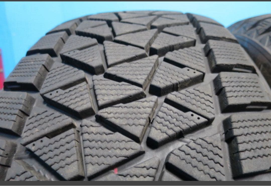 21年バリ山BLIZZAKDM-V2 255/55R19111Q4本スタッドレス