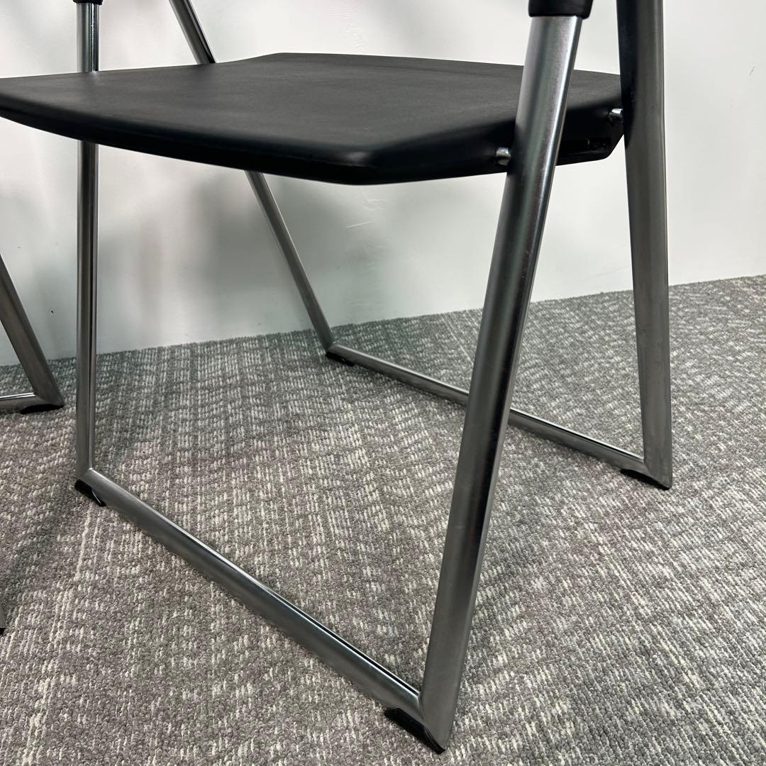 めろう【3脚セット】Cassina Ixc. BRONX 1010
