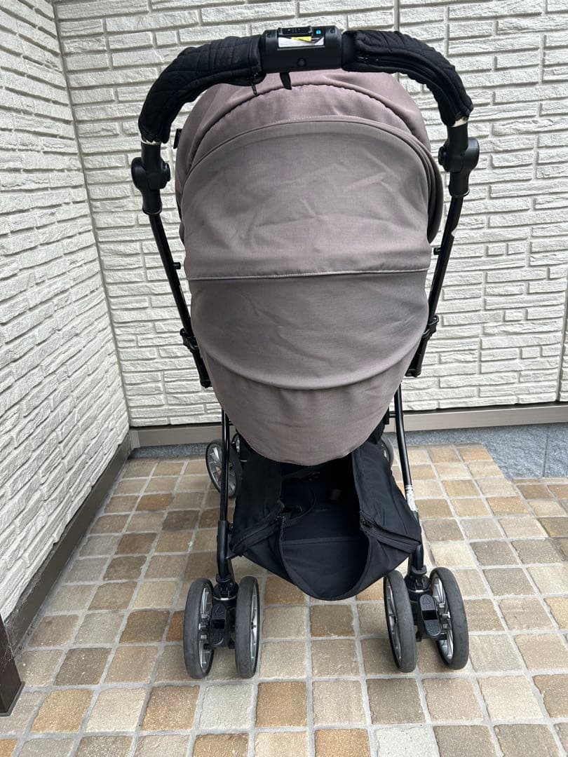 【はるくんママさん専用】Combi ベビーカー アンブレッタ（特注カゴ付き）