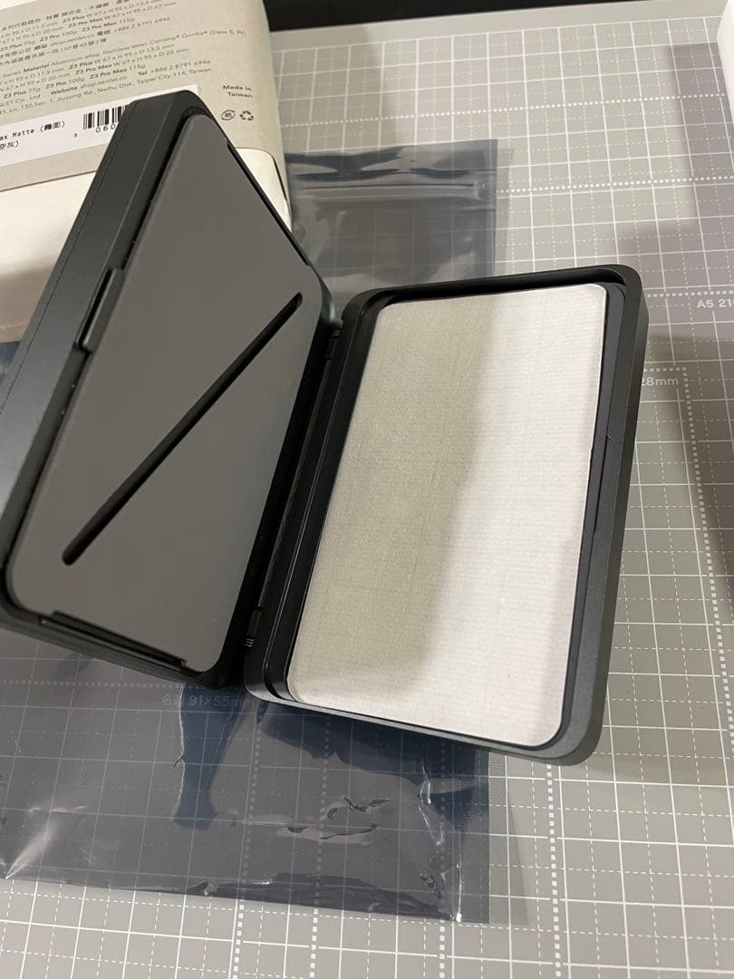 【新型】Zenlet 3 Pro Max スペースグレーとパネル3点