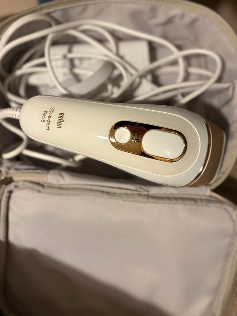 Braun 脱毛器 収納ケース付き