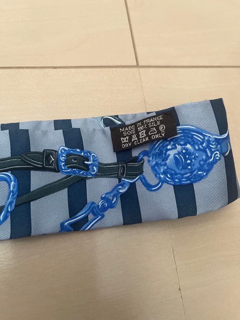 【ぶたこ】 HERMES エルメス　ツイリー