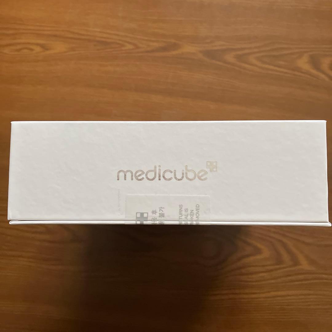 MEDICUBE AGE-R DERMA EMS SHOT 美顔器