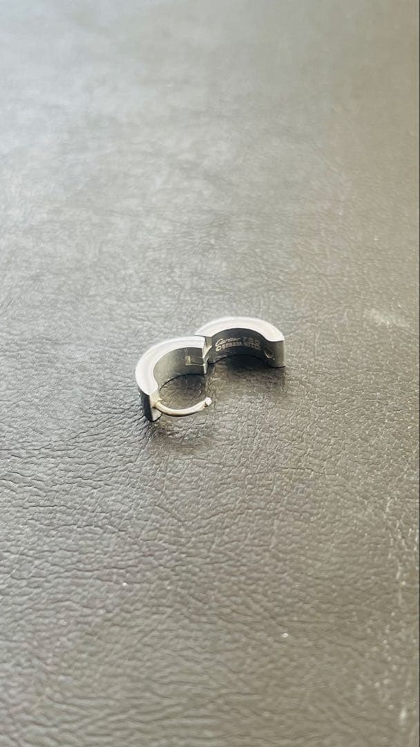 Cartier 750 ピアス(片耳用)