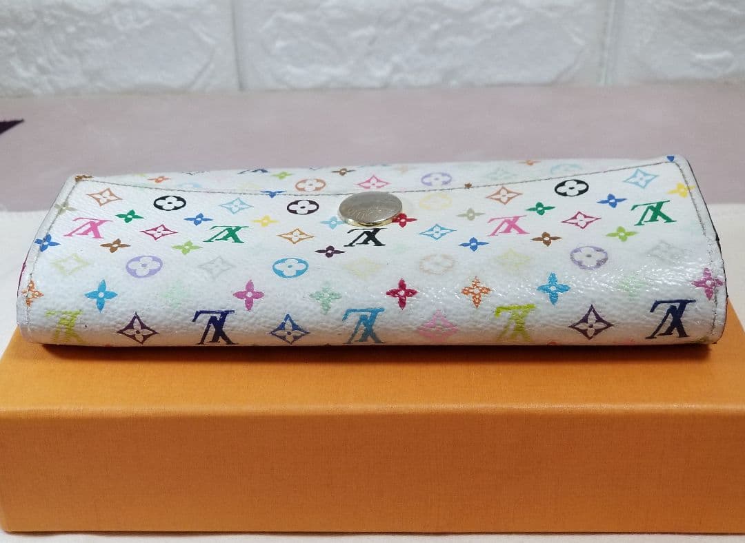 ルイヴィトン マルチカラー モノグラム 二つ折り財布 長財布 ホワイト系