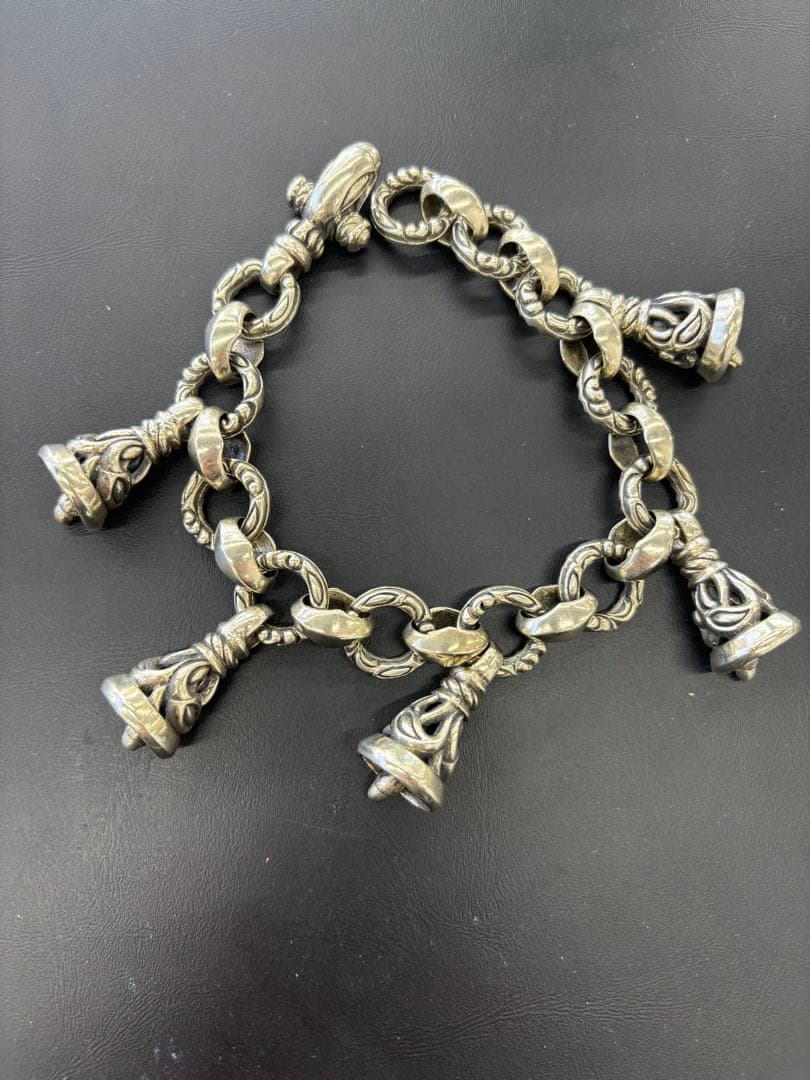 ゆーと シルバーブレスレット 5連ベル