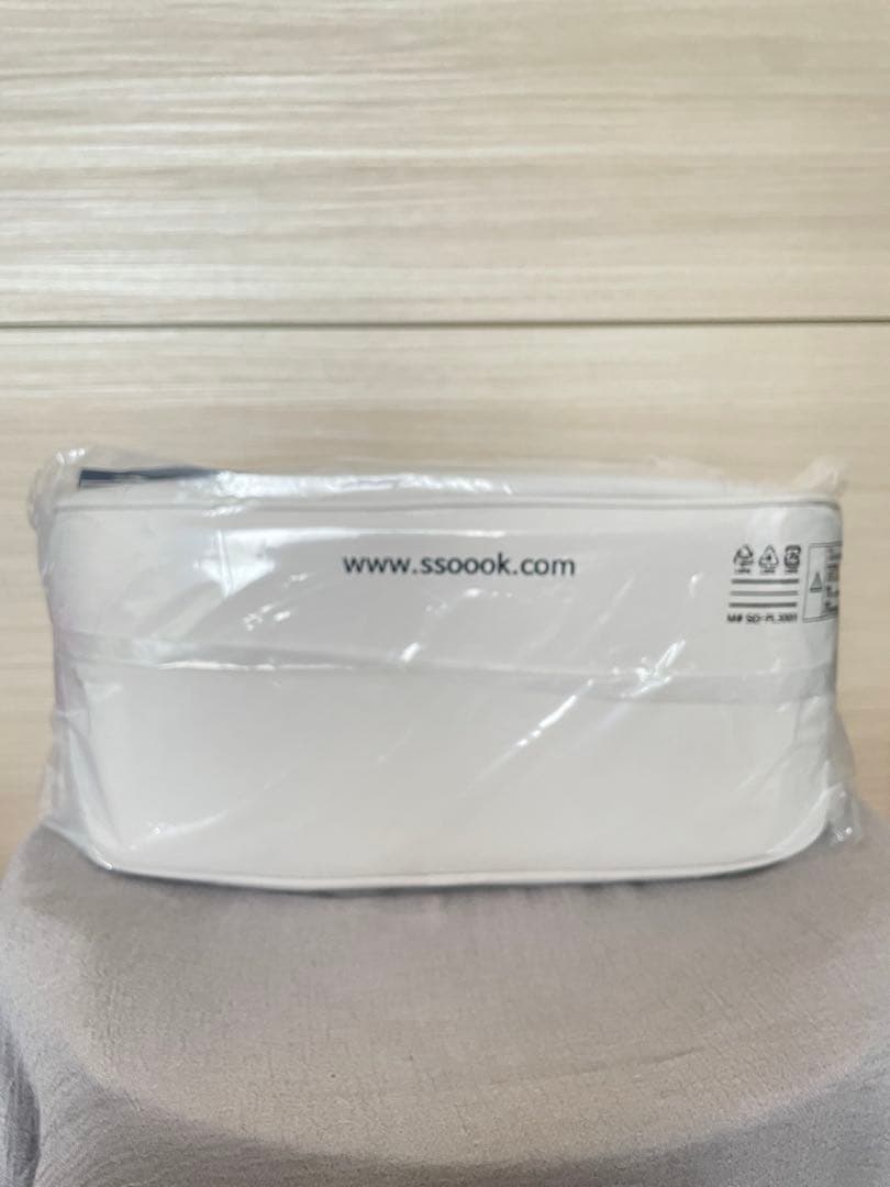 ssoook スリングバッグ　サイズS 新品未使用　即納