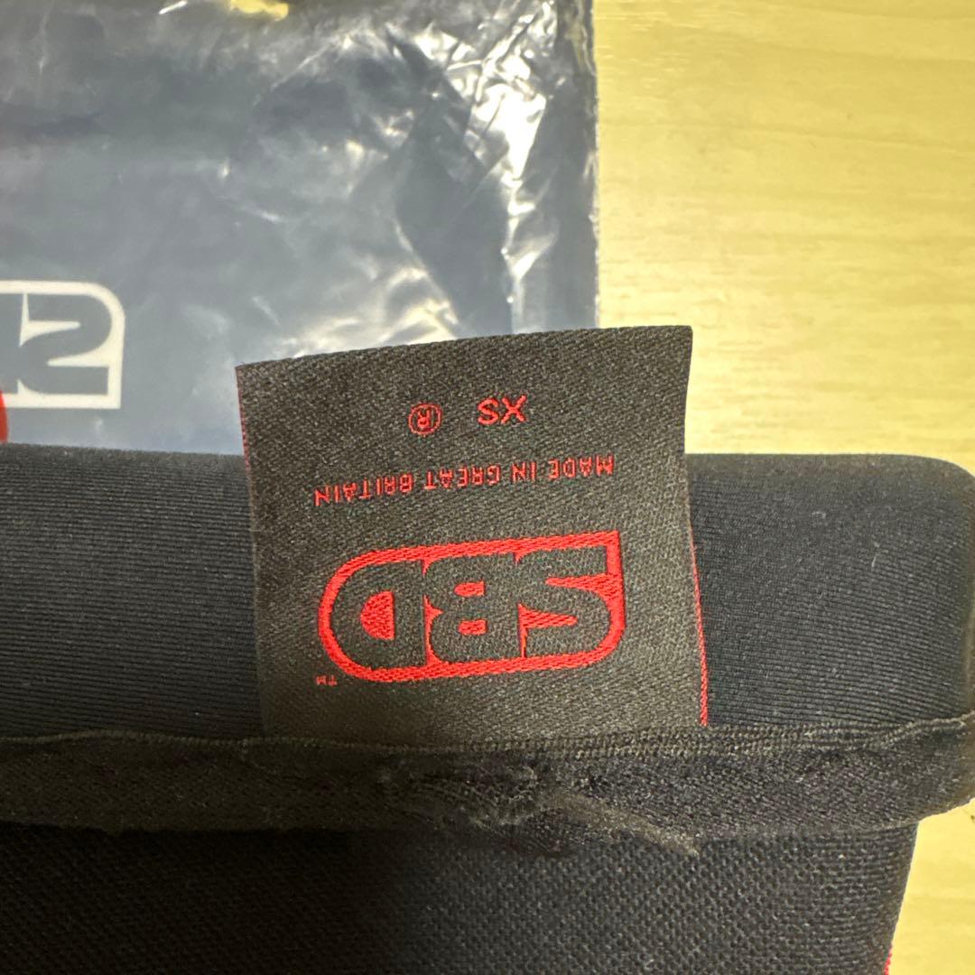 SBDニースリーブ　ＸＳ　試着のみ極美品