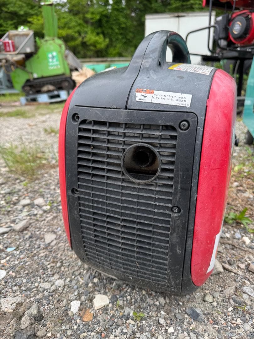 Shindaiwa シンダイワ iEG1600Mインバーター発電機【ジャンク品】
