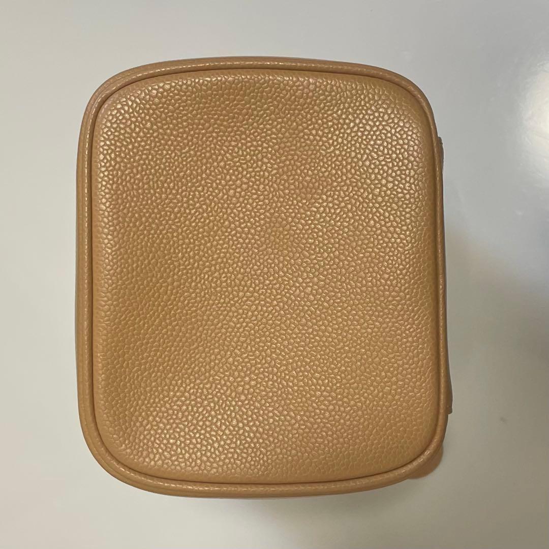 希少 新品 CHANEL バニティバッグ　ポーチ　キャビアスキン　ベージュ