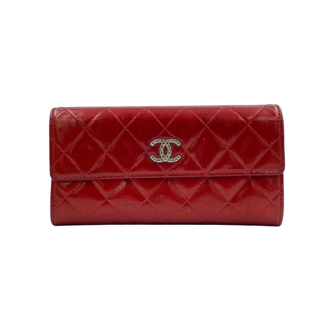 【ギャランティ付】CHANEL エナメル マトラッセ ココマーク 長財布 赤