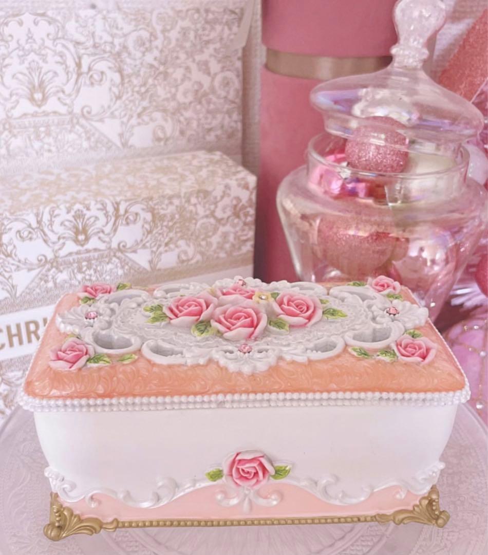 早い者勝ち♡レア♡入手困難♡ピンク♡姫系♡リズリサ キャミソール♡ハローキティ