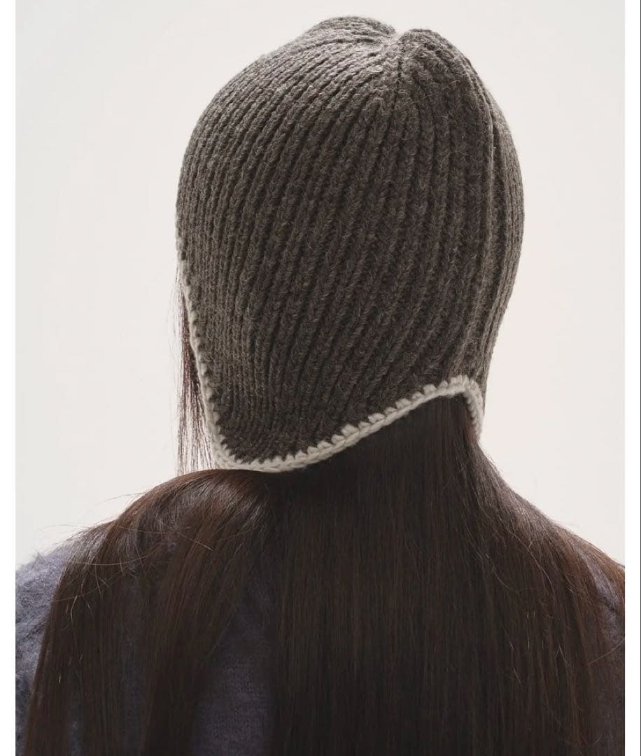 お引越しの為　EAR FLAP KNITCAP グレー