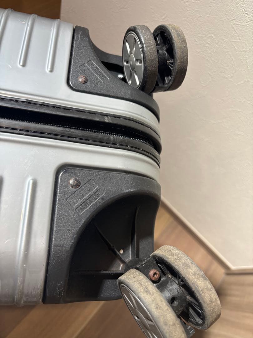 RIMOWA キャリーケース