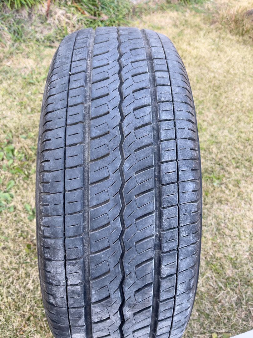 TOYO H20 215/65R16 4本ホワイトレター　ハイエース 200系