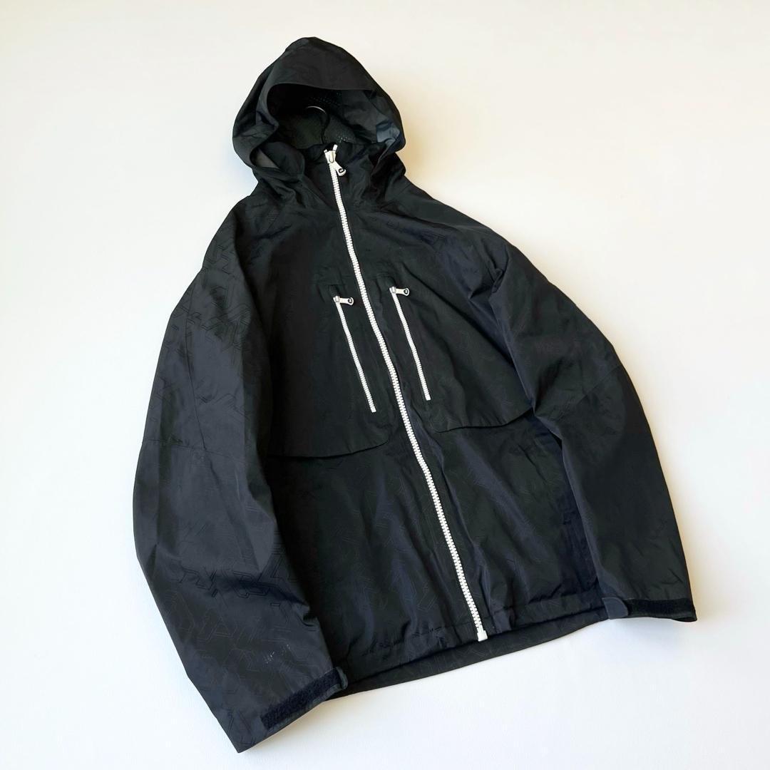 4918【美品】バートン　メンズ　ジャケット ak ゴアテックス　黒　M
