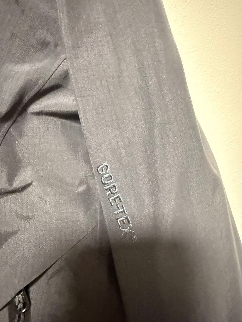 ARC'TERYX ブラック BETA ジャケットSサイズ アークテリクス