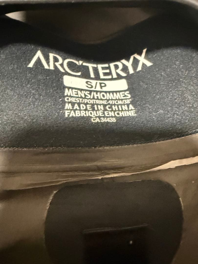 ARC'TERYX ブラック BETA ジャケットSサイズ アークテリクス
