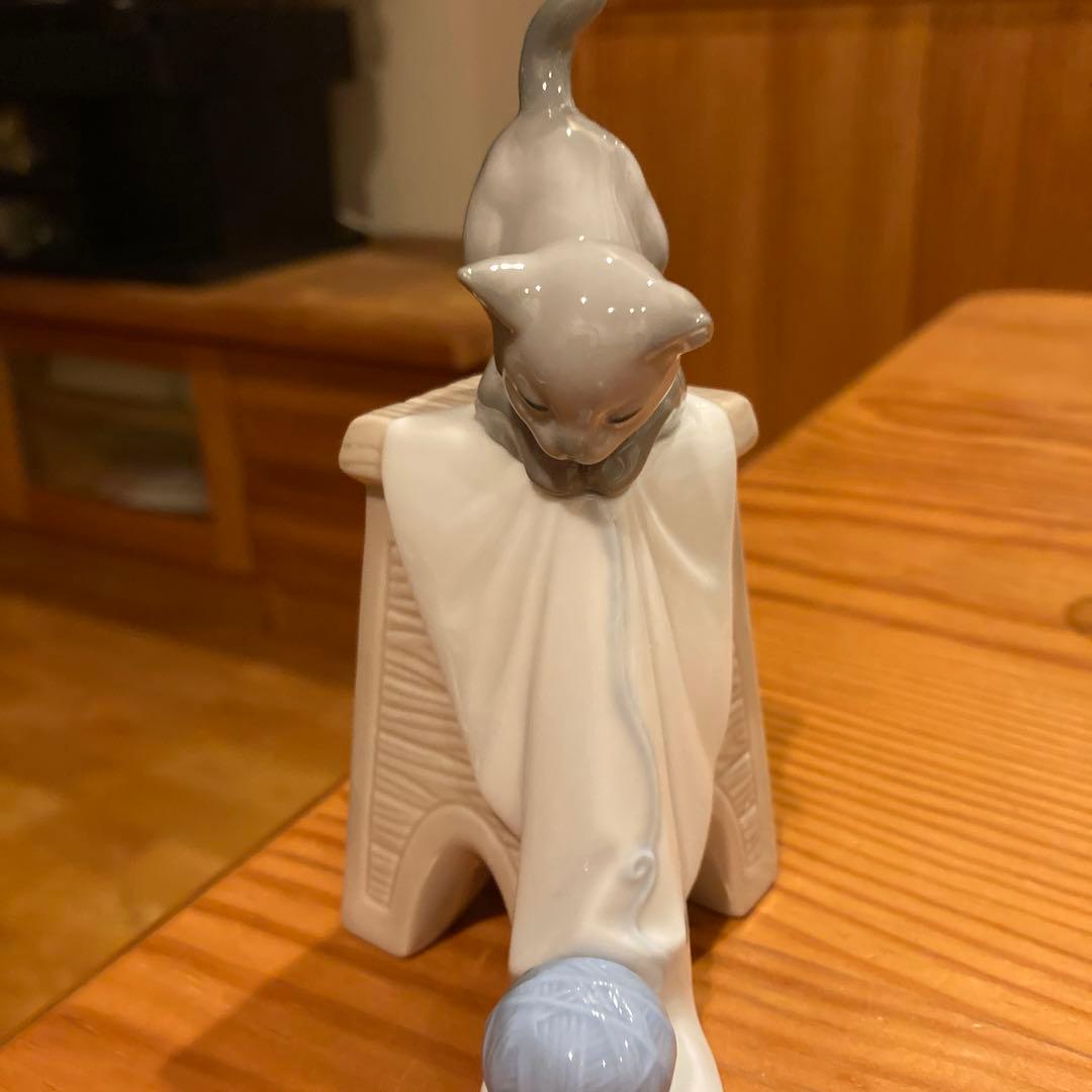 NAO ネコ　リヤドロ