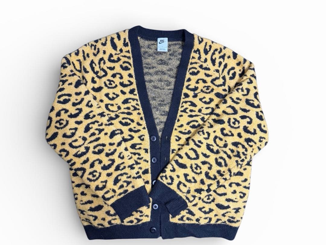NIKE カーディガン