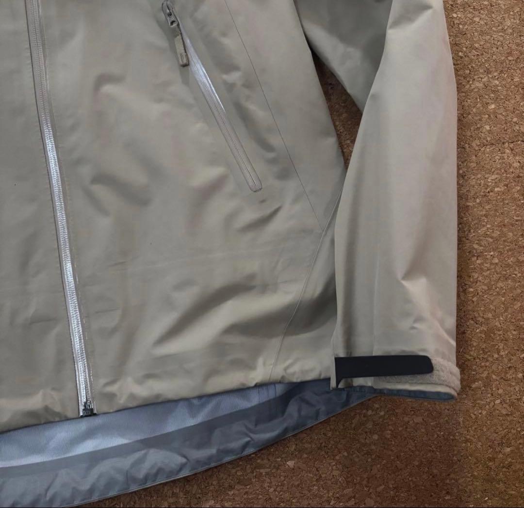 ARC'TERYX アークテリクス　ベータLT メンズXS ベージュ　ナイロン